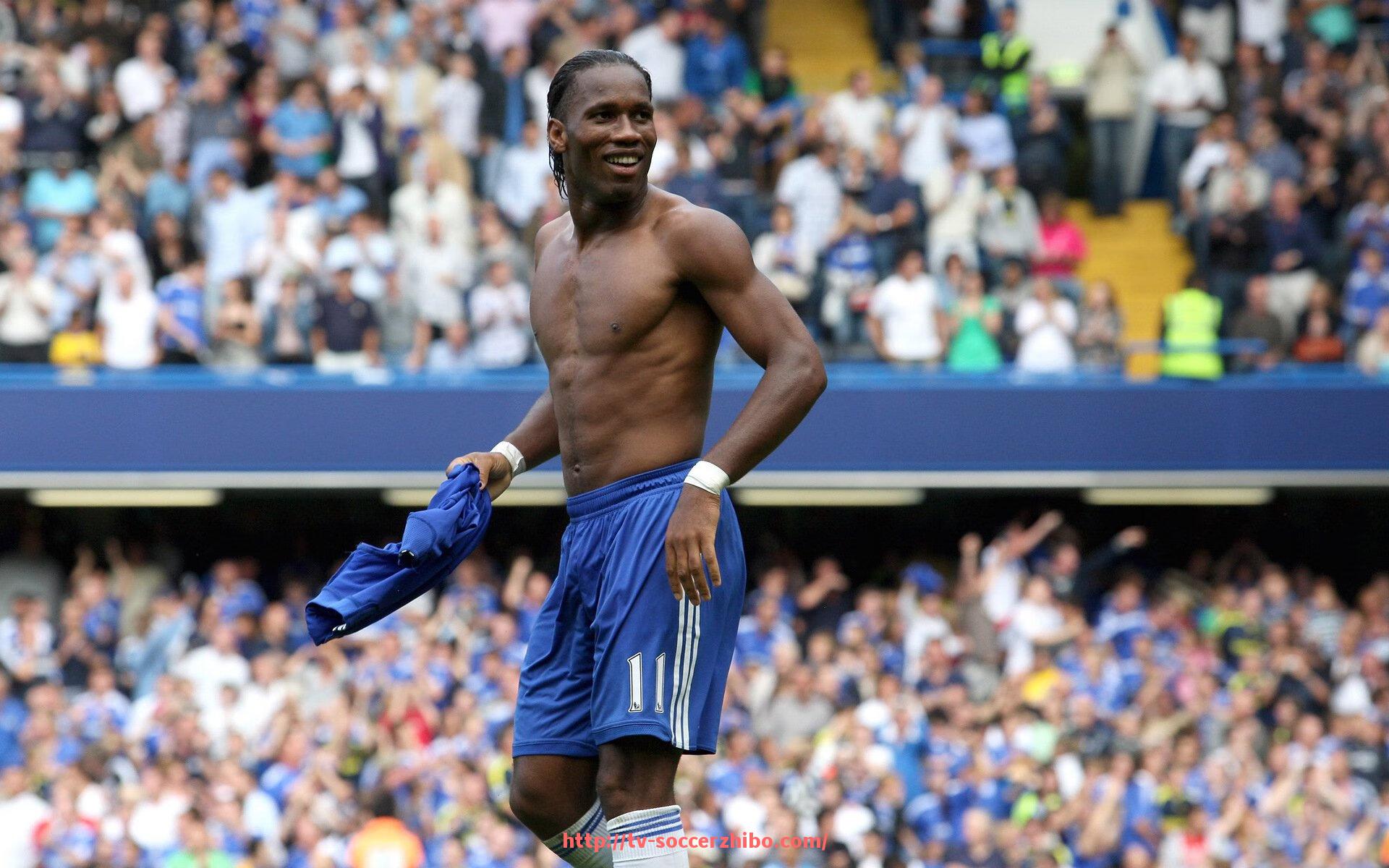 足球直播-利物浦阵容镜头图呈现球队世俱杯球员赛场状态